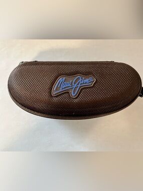 Maui Jim Brown Textured Sunglasses Large Case with Cleaning Cloth